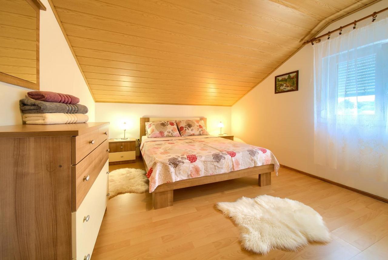 Apartment Mladen Krk Town Eksteriør bilde
