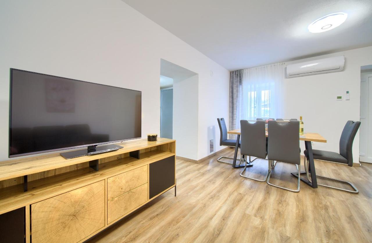 Apartment Mladen Krk Town Eksteriør bilde
